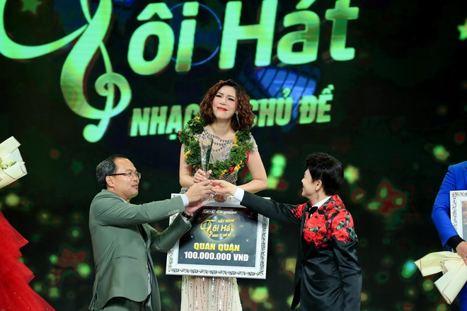 trao-giai-quan-quan-tuyet-mai-4-15913132227551346666689.jpg